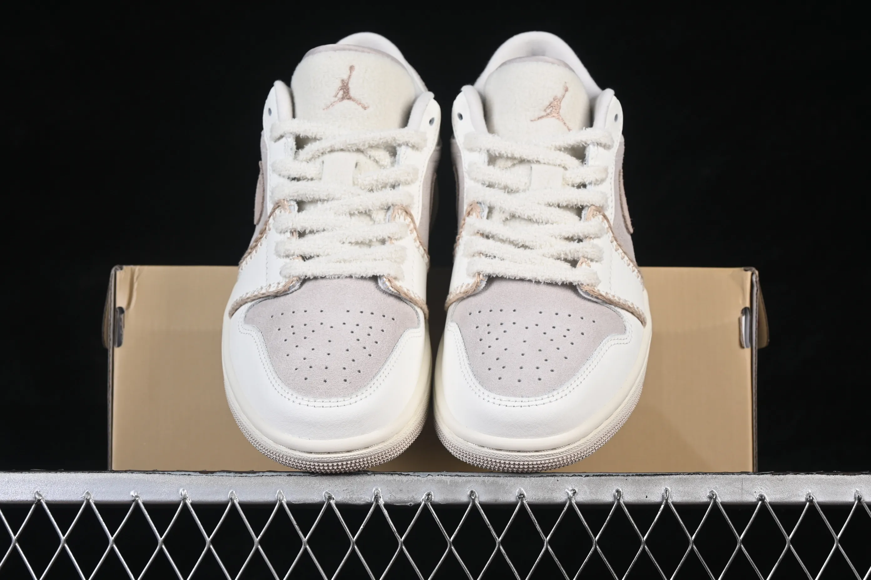 All categories Air Jordan Jordan series basketball shoes Air Jordan 1 Low G version pure original Air Jordan 1 Low AJ1 Joe 1 meter white brown low-top casual sneakers HV4268-120